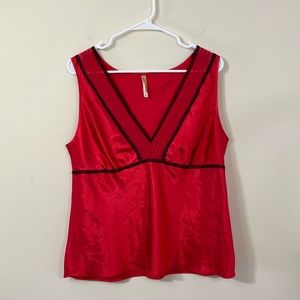 Gilligan & O’Malley Red Black Lace Detail V-Neck Sleep Shirt